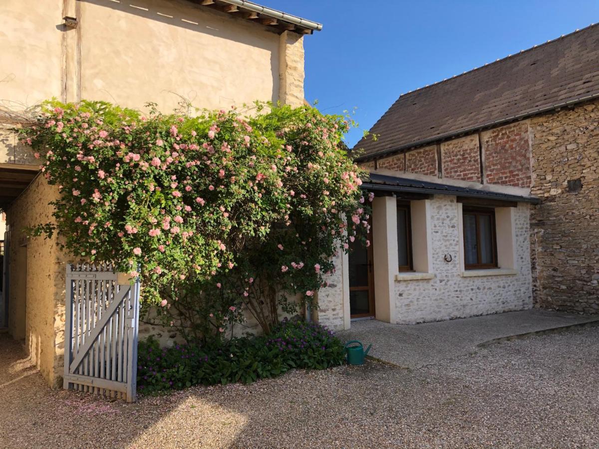 Le Clos De La Tannerie Saint-Aquilin-de-Pacy Exterior photo